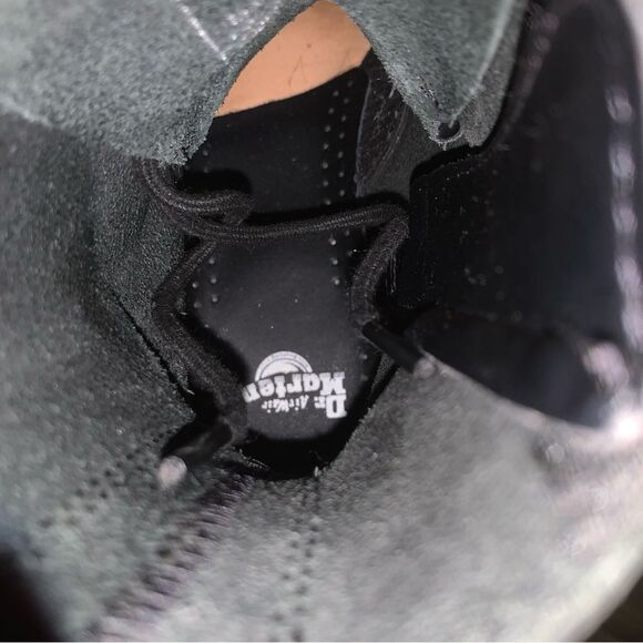 UK Dr Martens "Jadonโ Platform LaceUp Leather Combat Style Boots Size 6 Woman's - Picture 8 of 10